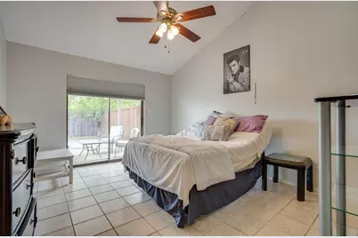 625 Prairie Dell Street, Lewisville, TX 75067 - Photo 8