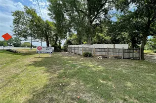 1810 Fort Worth Hwy, Weatherford, TX 76086 - Photo 1