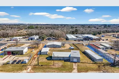 927 N Palestine Street, Athens, TX 75751 - Photo 4