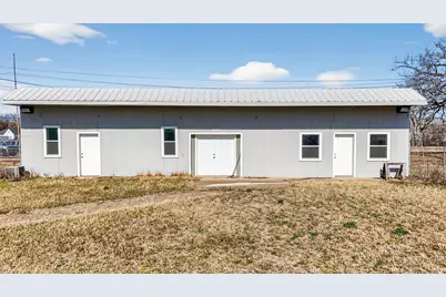 927 N Palestine Street, Athens, TX 75751 - Photo 12