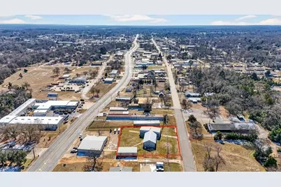 927 N Palestine Street, Athens, TX 75751 - Photo 2