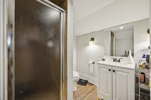 504 Featherston St, Cleburne, TX 76033 - Photo 18