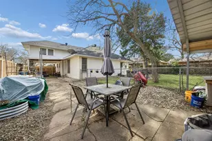 504 Featherston St, Cleburne, TX 76033 - Photo 22