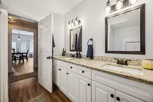 504 Featherston St, Cleburne, TX 76033 - Photo 14