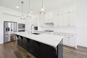 4101 Hawthorn Dr, Aubrey, TX 76227 - Photo 8