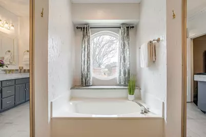 1508 Woodvale Drive, Bedford, TX 76021 - Photo 22