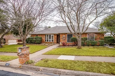 1508 Woodvale Drive, Bedford, TX 76021 - Photo 2