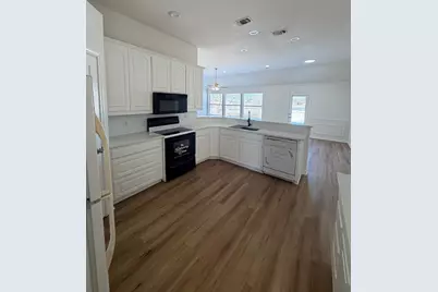 420 Woodlawn Street, Krum, TX 76249 - Photo 10