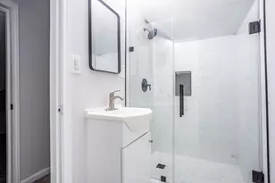 527 S Clinton Ave, Dallas, TX 75208 - Photo 16