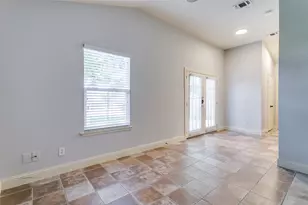 525 Estill St, Grapevine, TX 76051 - Photo 14