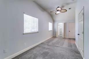 525 Estill St, Grapevine, TX 76051 - Photo 22