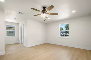 810 W Denison Dr, Robinson, TX 76706 - Photo 10