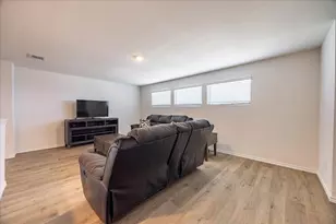 729 Amelia Ct, Pilot Point, TX 76258 - Photo 28