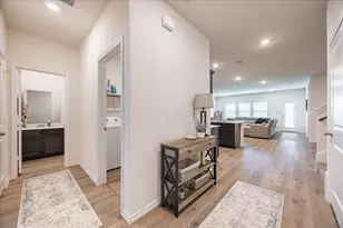 729 Amelia Ct, Pilot Point, TX 76258 - Photo 4