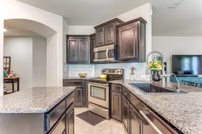 5801 Loveland Drive, Denton, TX 76208 - Photo 14