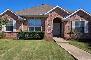 3820 Harrison Dr, Carrollton, TX 75010 - Photo 2