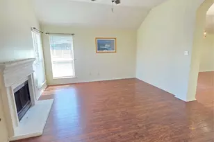 3820 Harrison Dr, Carrollton, TX 75010 - Photo 8