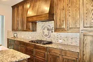 722 Clements Ave, Van Alstyne, TX 75495 - Photo 6