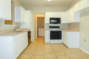 3933 Parkhaven Dr, Denton, TX 76210 - Photo 12