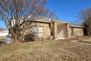 877 Harvest Glen Dr, Plano, TX 75023 - Photo 2