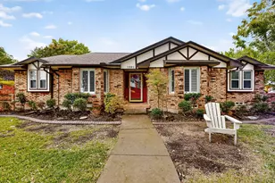 1301 Warwick St, Garland, TX 75040 - Photo 2