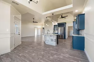 218 Rising Star Dr, Abilene, TX 79606 - Photo 6