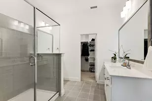 7039 Granbury Ln, Grand Prairie, TX 75054 - Photo 18