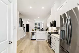 7039 Granbury Ln, Grand Prairie, TX 75054 - Photo 12