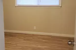 425 Oxford Dr, Sherman, TX 75092 - Photo 10