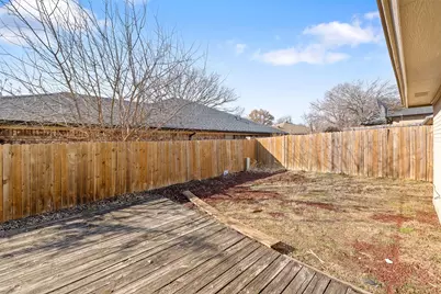 720 Sandy Trail, Fort Worth, TX 76120 - Photo 24