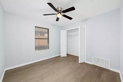 720 Sandy Trail, Fort Worth, TX 76120 - Photo 22