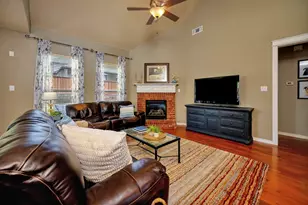 12632 Saratoga Springs Cir, Fort Worth, TX 76244 - Photo 10