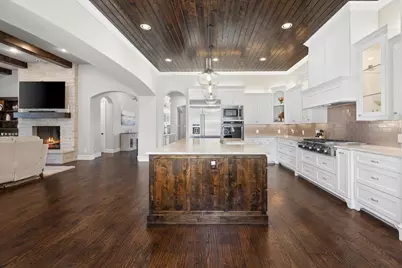 12817 Bella Villa Drive, Benbrook, TX 76126 - Photo 4