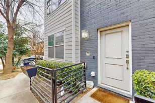 5811 Bryan Pkwy, Dallas, TX 75206 - Photo 2