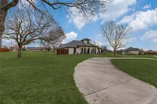 200 Dale Dr, New Hope, TX 75071 - Photo 4