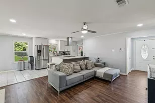 1901 Kris St, Irving, TX 75060 - Photo 4