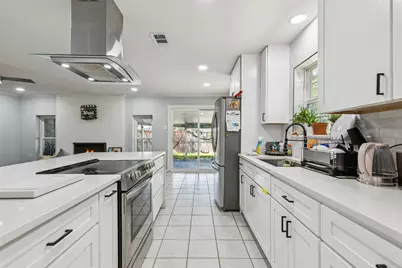 1901 Kris Street, Irving, TX 75060 - Photo 8