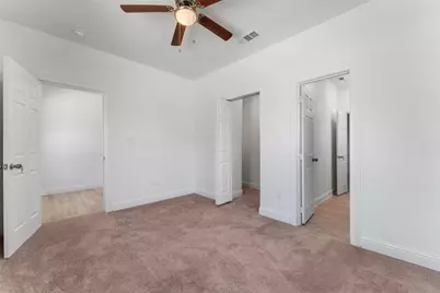 2211 E Ann Arbor Avenue, Dallas, TX 75216 - Photo 28