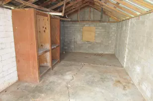 515 W McLain St, Seymour, TX 76380 - Photo 6