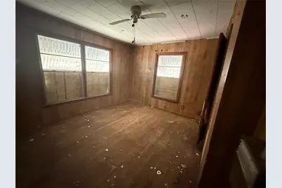 227 24th Street NW, Paris, TX 75460 - Photo 8