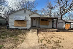 227 24th St NW, Paris, TX 75460 - Photo 2