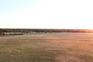 1261 N Fm 1752, Savoy, TX 75479 - Photo 1