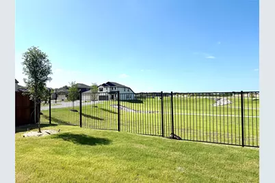 608 Easthill Drive, Princeton, TX 75071 - Photo 16