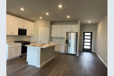 608 Easthill Drive, Princeton, TX 75071 - Photo 6