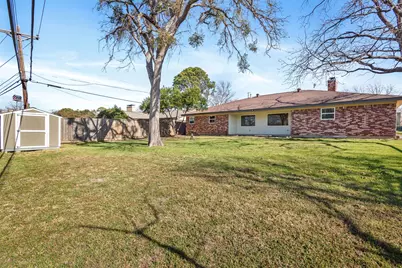 1905 Cimarron Trail, Hurst, TX 76054 - Photo 30