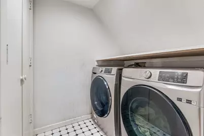 700 N Oak Cliff Boulevard, Dallas, TX 75208 - Photo 18