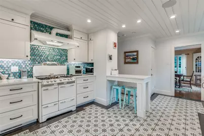 700 N Oak Cliff Boulevard, Dallas, TX 75208 - Photo 30