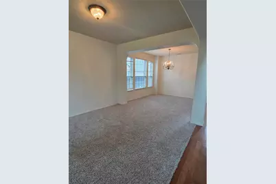 662 Oak Creek Drive, Cedar Hill, TX 75104 - Photo 6