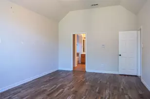 662 Oak Creek Dr, Cedar Hill, TX 75104 - Photo 6
