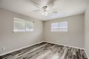 829 Poinsettia Dr, Lancaster, TX 75146 - Photo 16